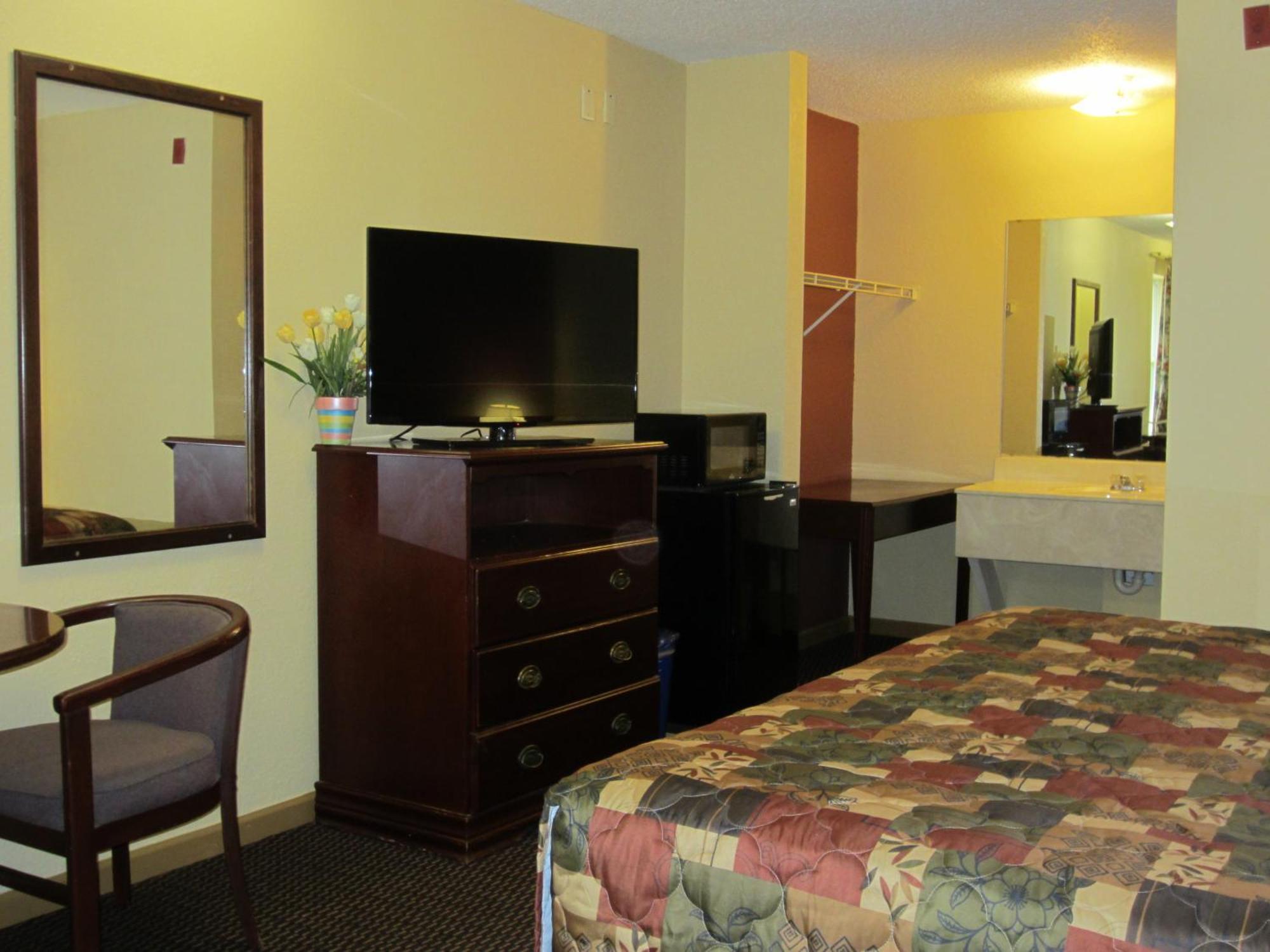 First Western Inn - Fairmont City Extérieur photo