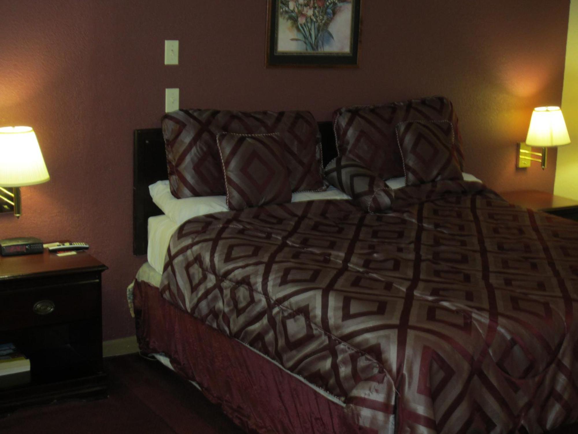 First Western Inn - Fairmont City Extérieur photo